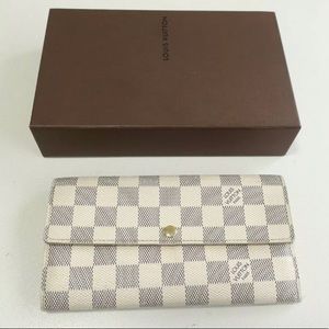 💎✨AZUR WALLET✨💎 Auth Louis Vuitton Sarah Wallet!